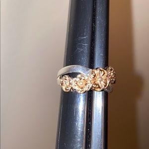925 Sterling Silver Canadian Two-Tone Floral Band Ring Size 7